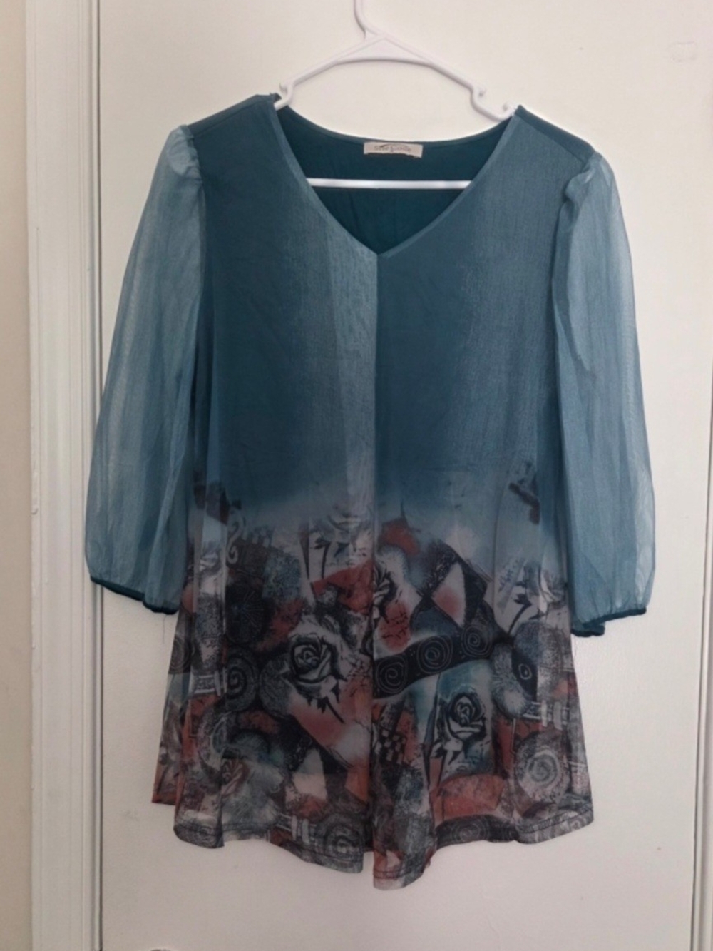 Sese Code Blue Ombre Graphic Floral Mesh Tunic Blouse Size M Sheer 3/4 Sleeve